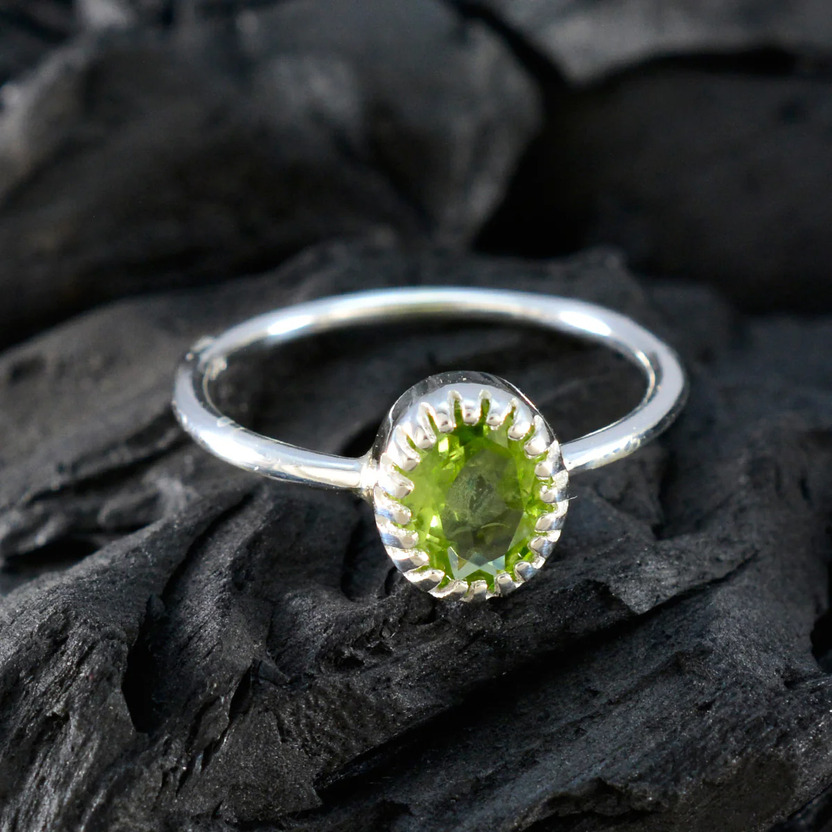 Peridot Solitaire Korean 925 Sterling Silver Green Gemstone Delicate Luxurious Ring Jewelry - Image 4