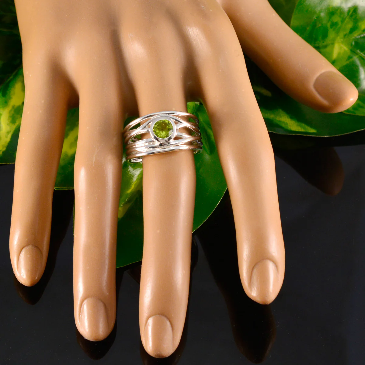 Peridot Solitaire Spanish 925 Silver Green Gemstone Eye-catching Rope-Wire Band Jewellery - Image 5