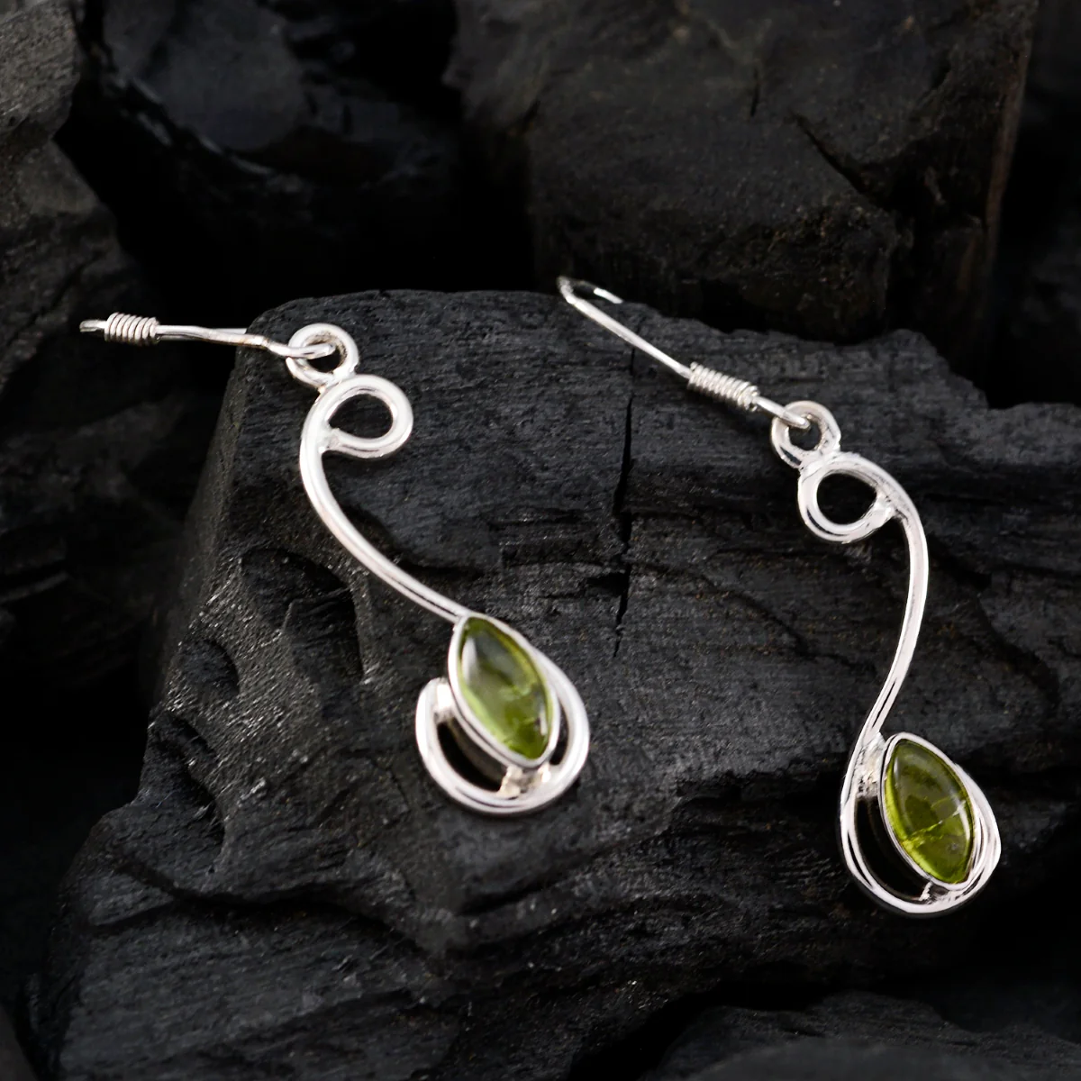 Peridot Spanish Isadora multiple Dangle Green Silver Earring - Image 4