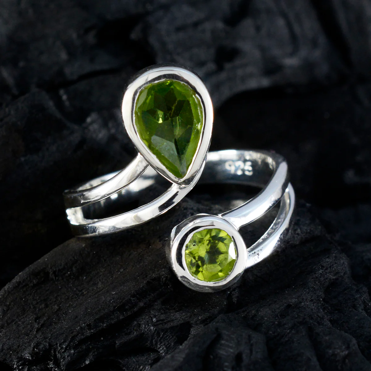 Peridot Toi et Moi Moroccan 92.5 Silver Green Gemstone Tiny Romantic Ring Jewelry - Image 4