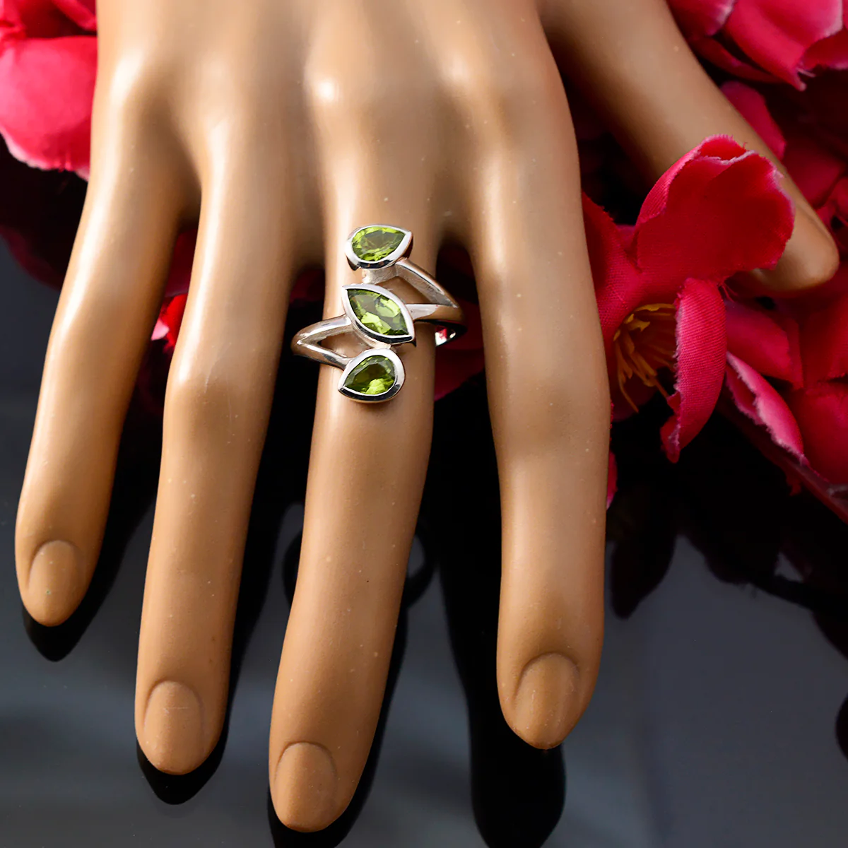 Peridot Trilogy Egyptian 92.5 Silver Green Gems Mid-weight Signet Ring Jewelry - Image 5
