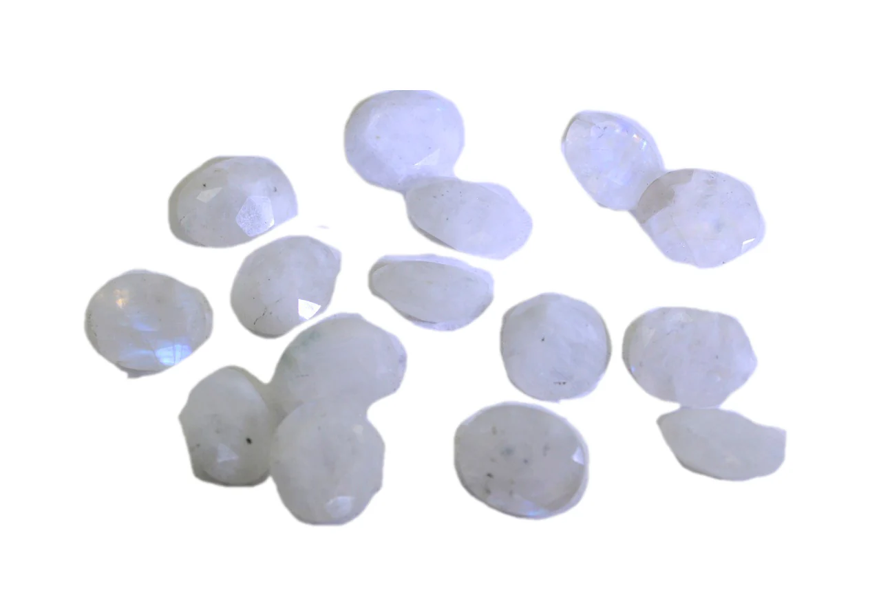 Rainbow Moonstone 1PC Small 6x8 MM Oval Faceted White Sparkling Semi Precious Gems - Image 3