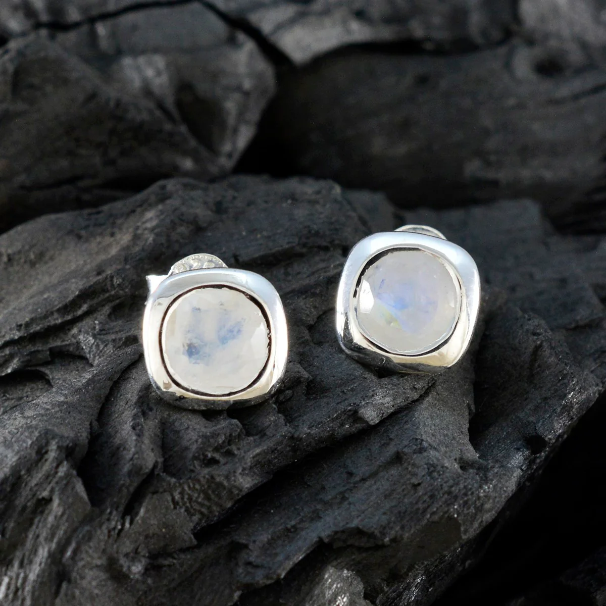 Rainbow Moonstone American María Solitaire Stud White Sterling Silver Earring - Image 3