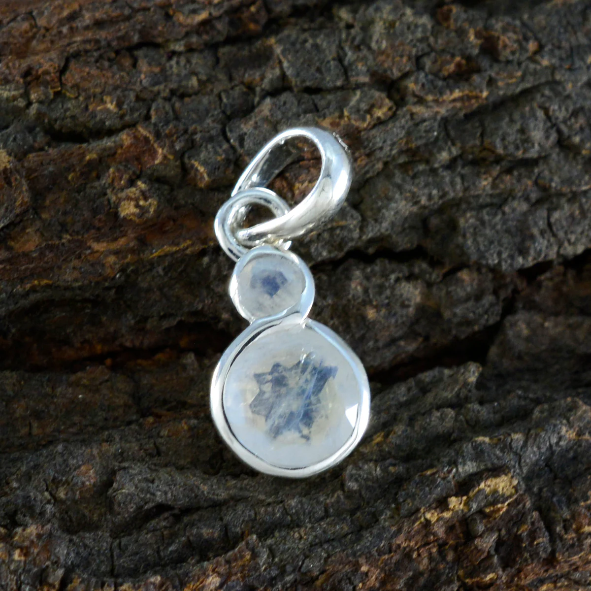 Rainbow Moonstone Dainty Egyptian Silver Toi et Moi Clara Graceful White Pendant Jewelry - Image 3