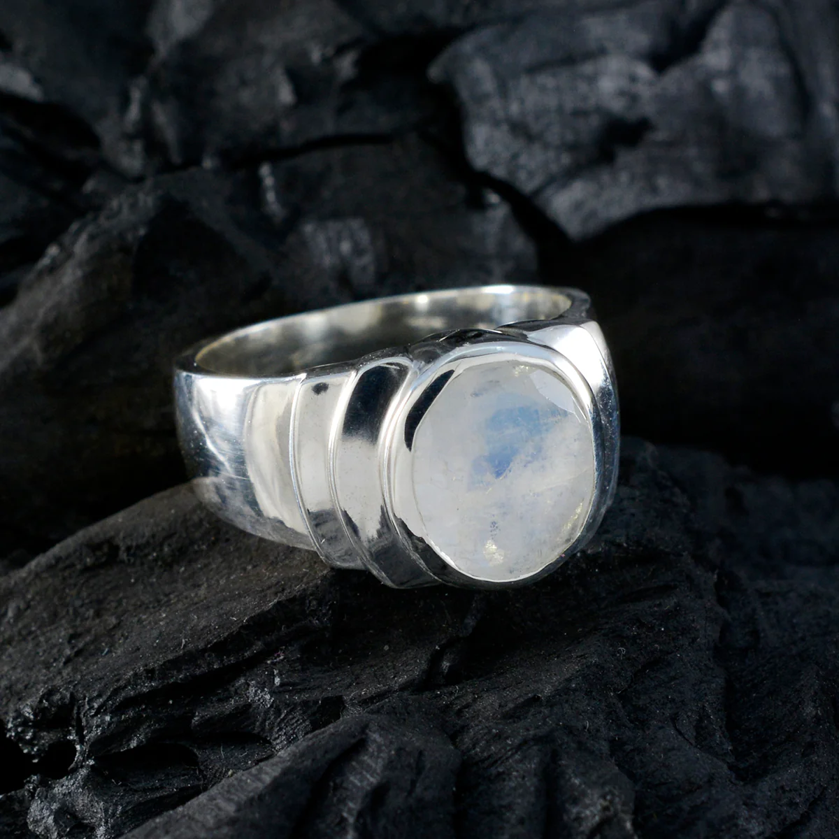Rainbow Moonstone Solitaire Egyptian 92.5 Silver White Gemstone Eye-catching valentine Ring Jewellery - Image 5