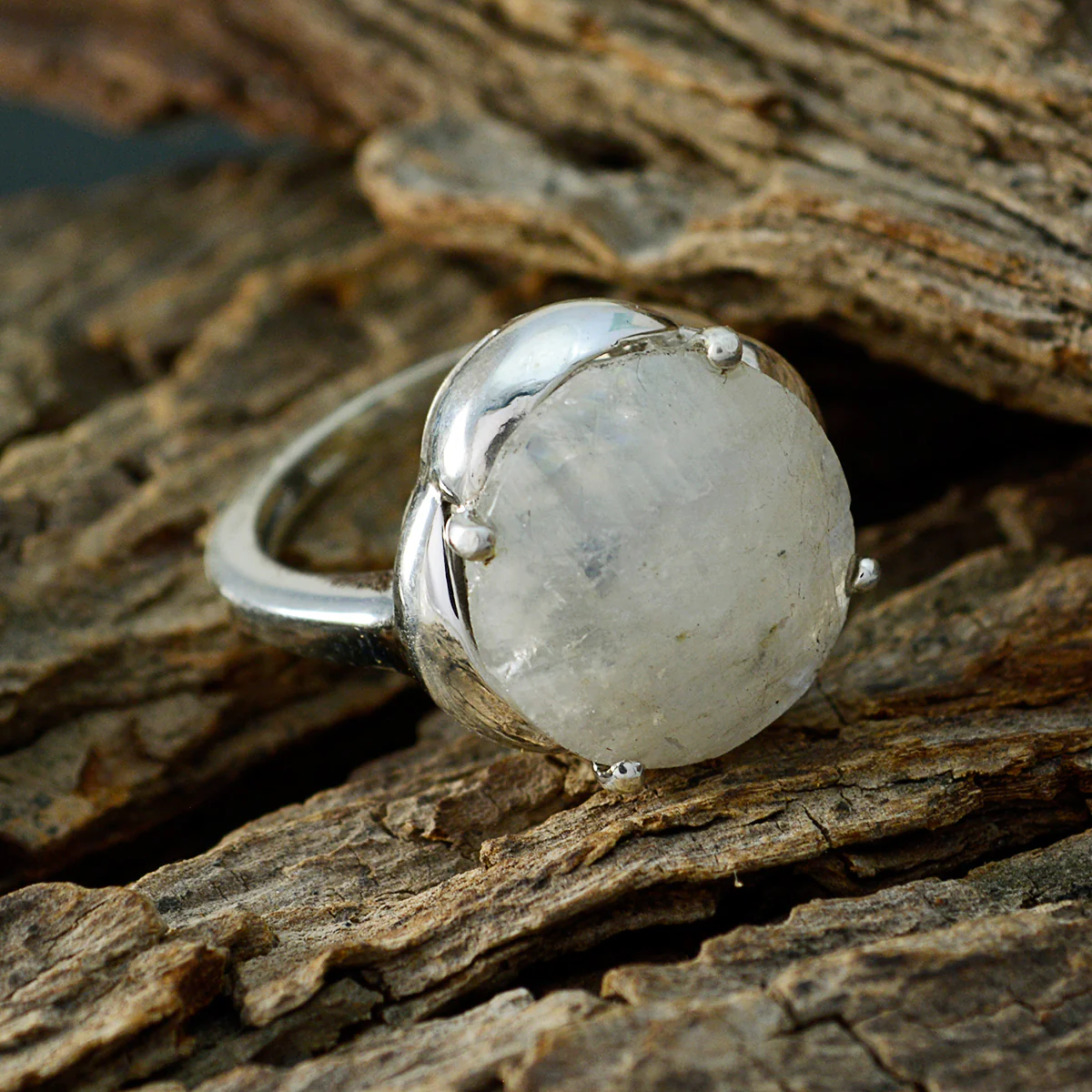 Rainbow Moonstone Solitaire French 925 Silver White Gemstones Minimal Luxurious Ring Jewellery - Image 4
