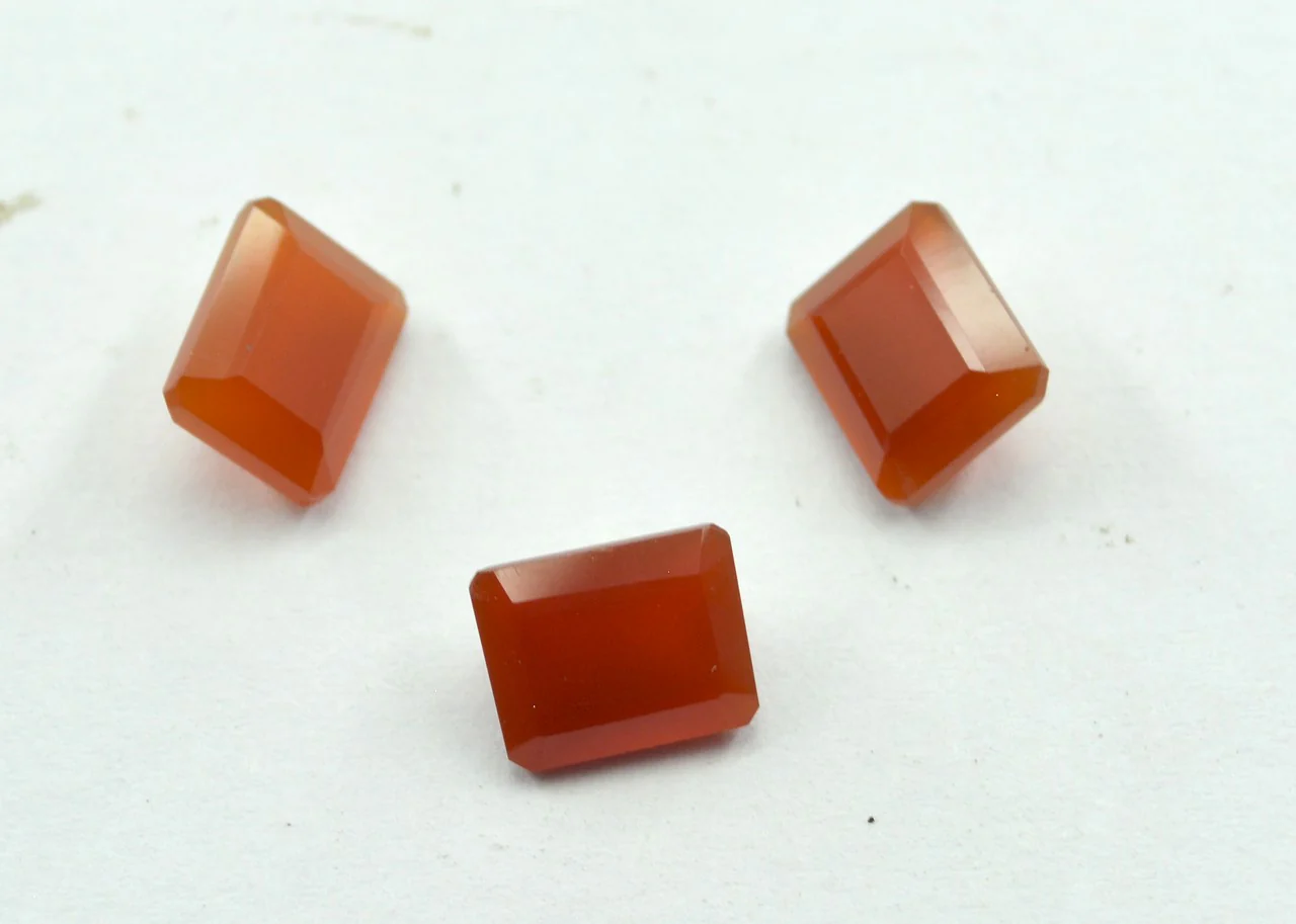 Red Onyx 1PC Medium 7x10 MM Emerald Faceted Red Luster Semi Precious Loose Gems