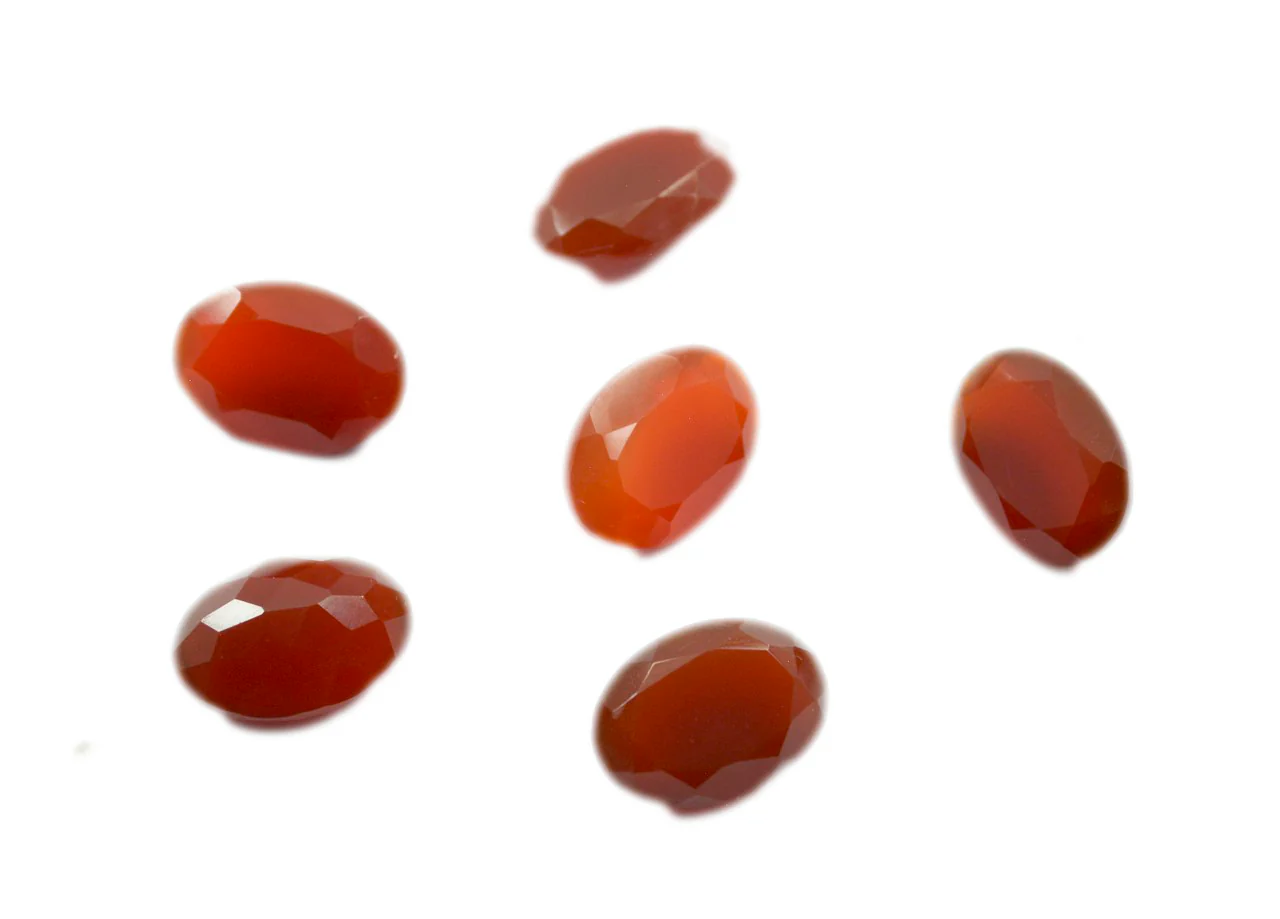 Red Onyx 1PC Medium 8x10 MM Oval Faceted Red Fine Semi Precious Loose Gemstone - Image 3