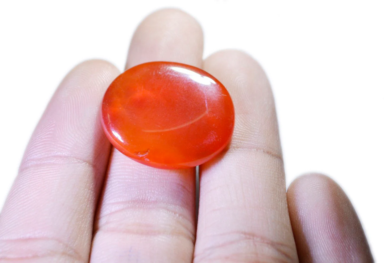 Red Onyx 1PC Medium 9x9 MM Round Cabochon Red Polished semi Precious Precious Gemstone - Image 3