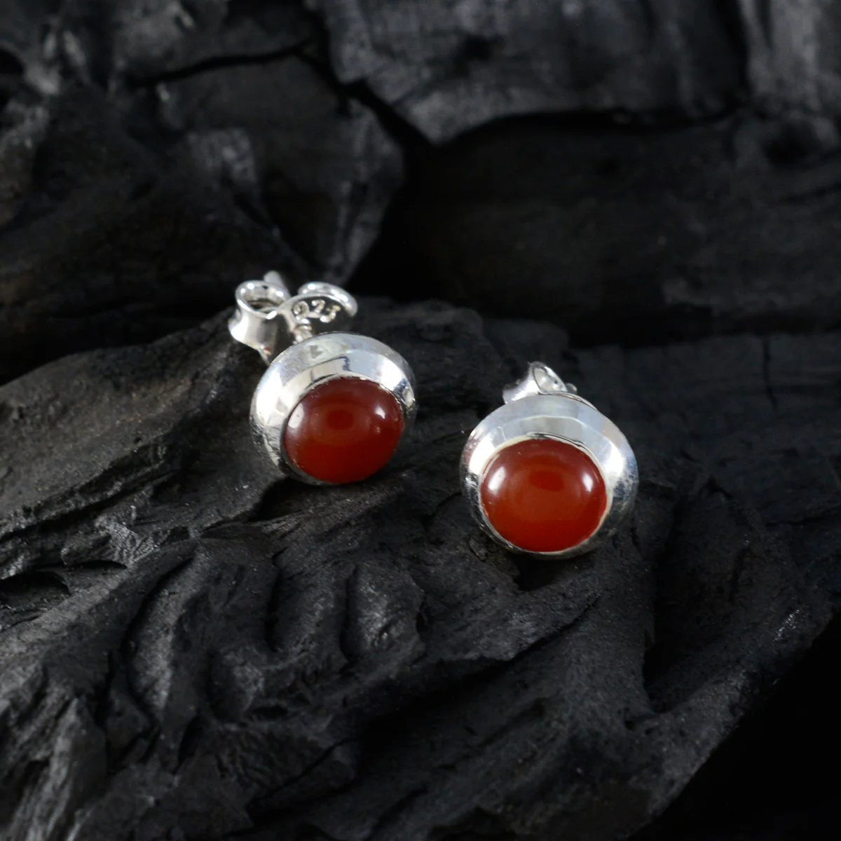 Red Onyx French Emilia Solitaire Stud Red Sterling Silver Earring - Image 4