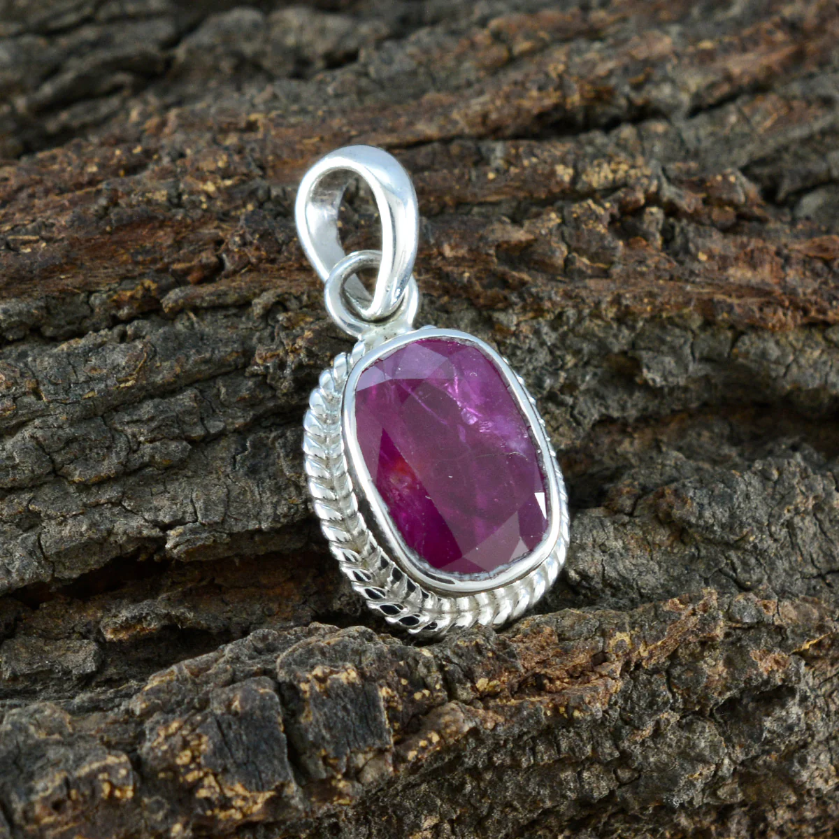 Ruby Dainty Latin American Silver Solitaire Yasmin Rope-Wire Red Pendant Jewelry - Image 3
