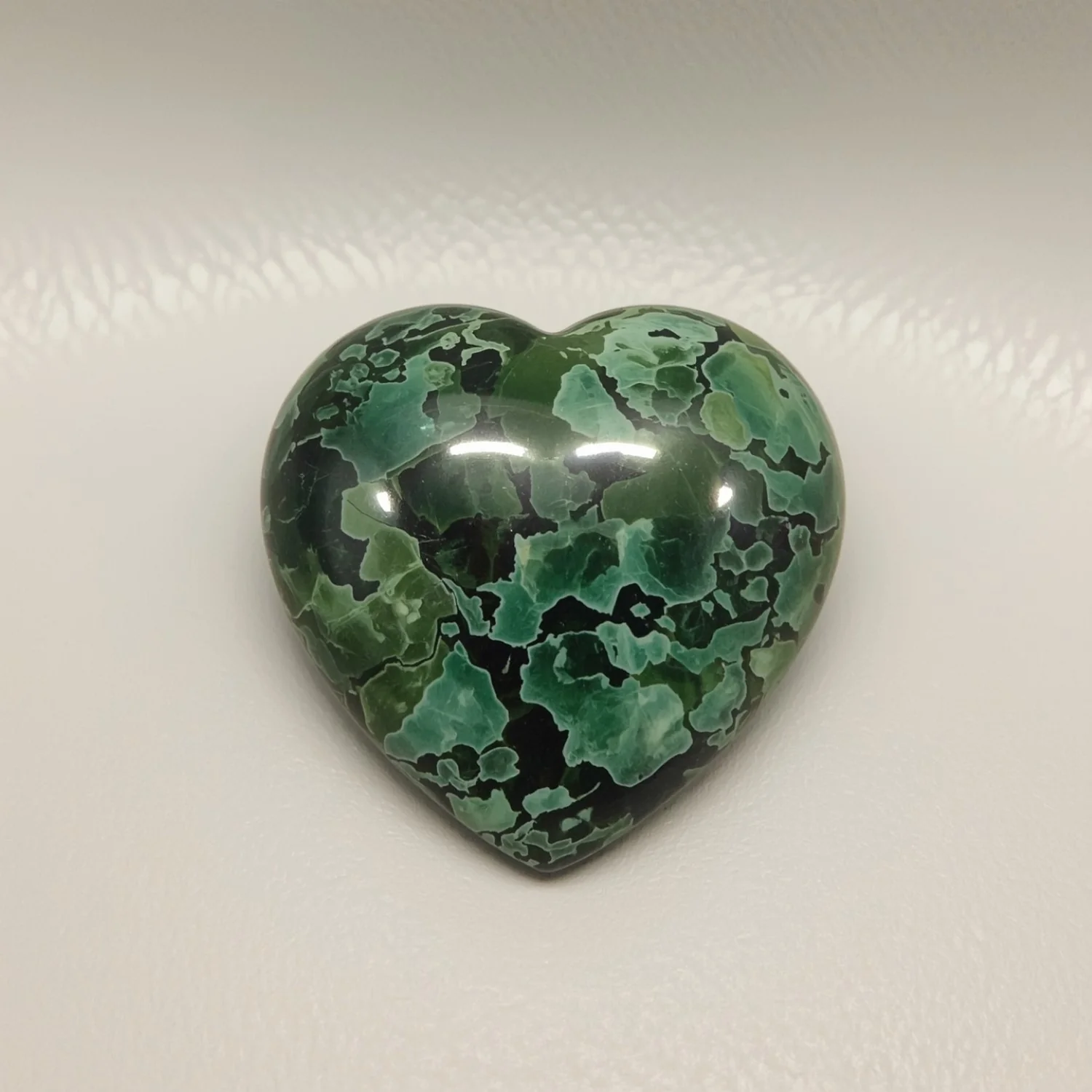Serpentine 1PC Tiny 6x6 MM Heart Cabochon Green Fiery semi Precious Gems - Image 2