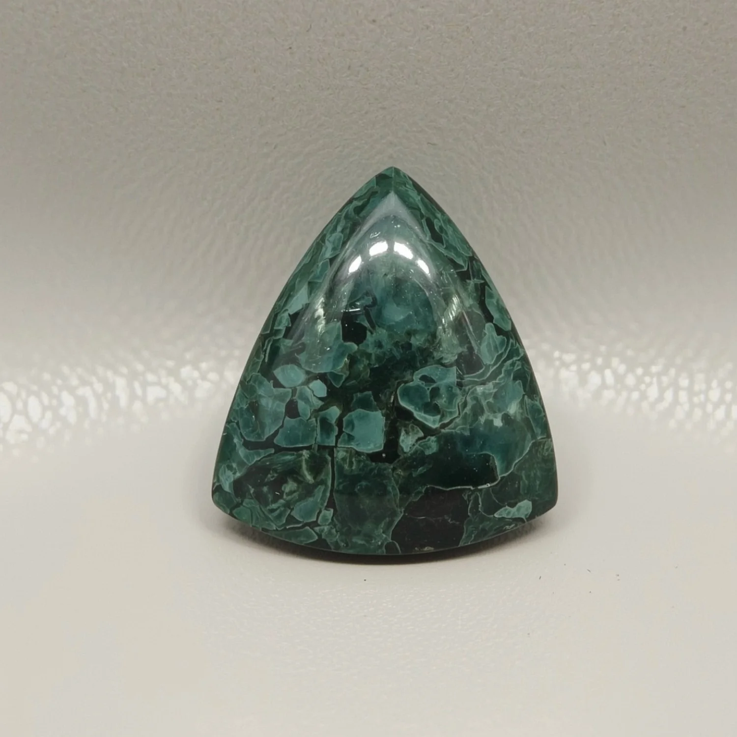 Serpentine 1PC Tiny 6x6 MM Triangle Cabochon Green Luster semi Precious Loose Gems - Image 2