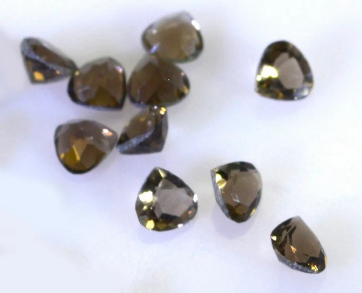 Smoky Quartz 1PC Small 7x7 MM Heart Faceted Brown Splendid Semi Precious Gems - Image 3